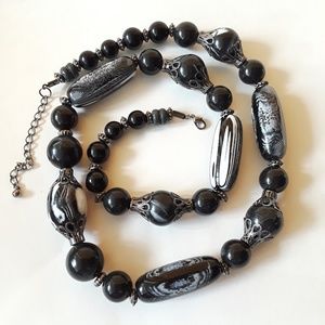 Black White Marbelized Beaded Necklace